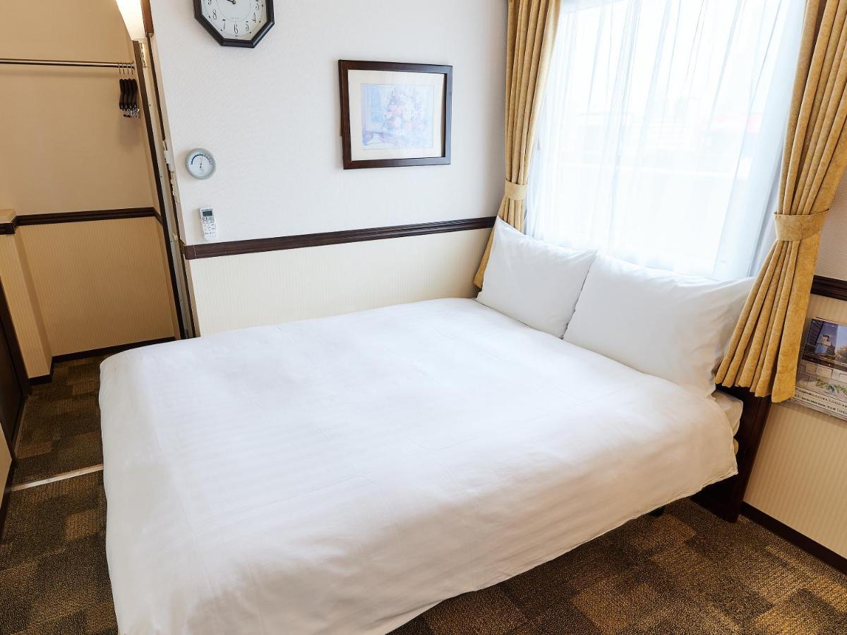 Toyoko Inn Osaka Shinsaibashi Nishi Zewnętrze zdjęcie