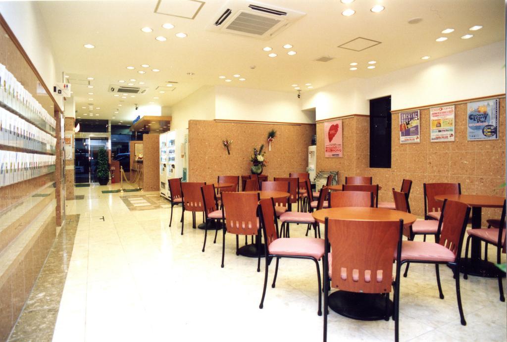 Toyoko Inn Osaka Shinsaibashi Nishi Zewnętrze zdjęcie