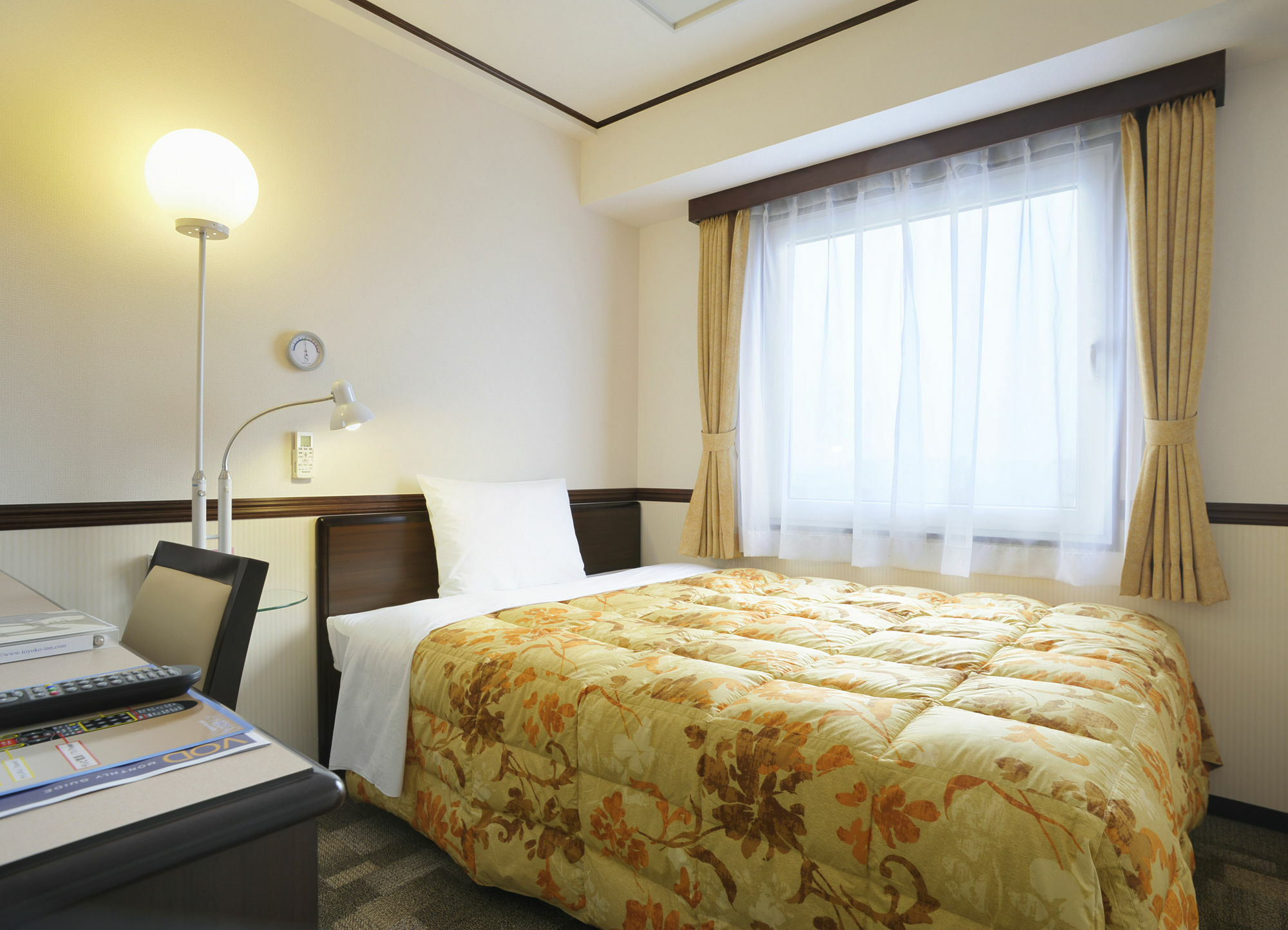 Toyoko Inn Osaka Shinsaibashi Nishi Zewnętrze zdjęcie